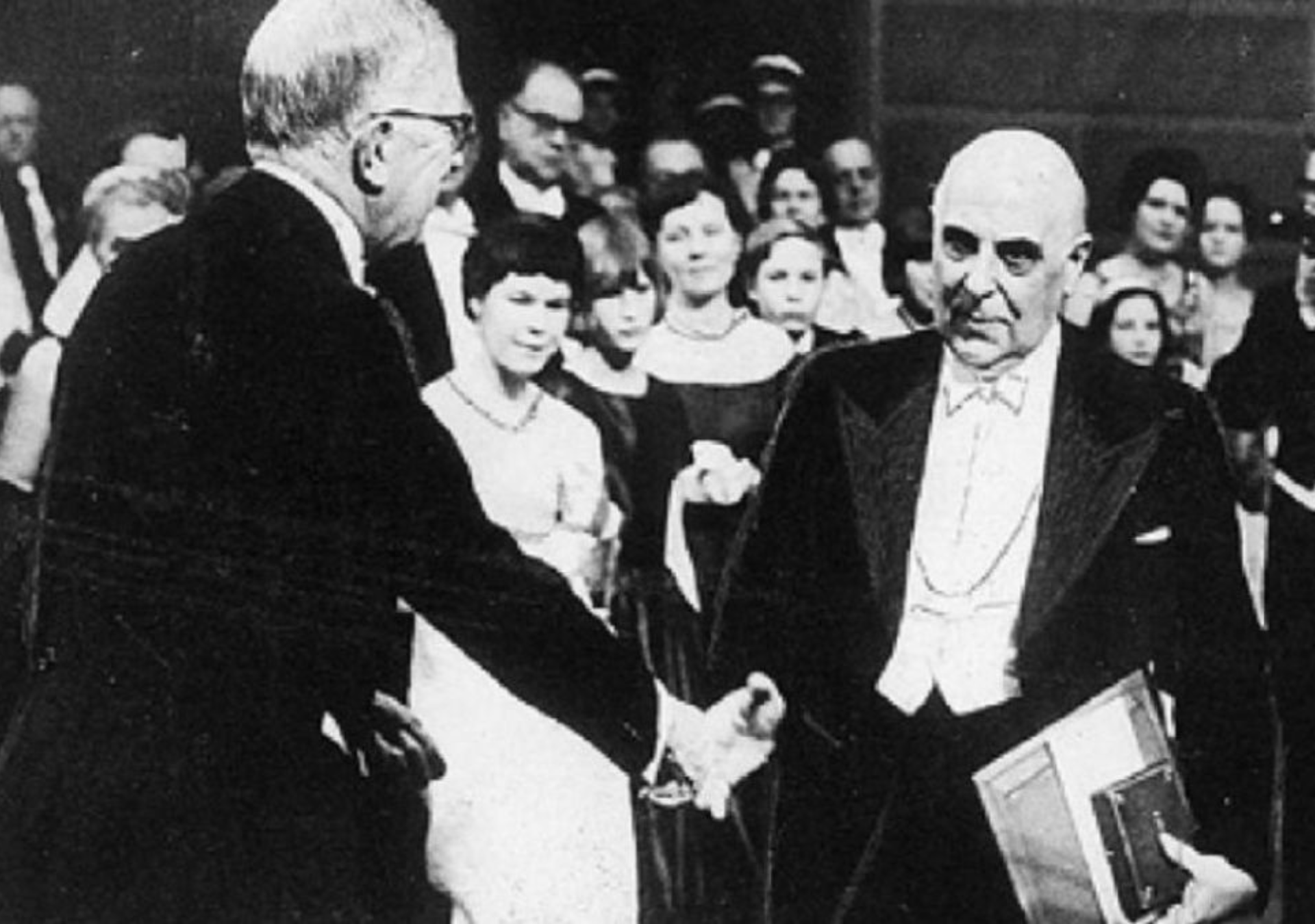 1963 - Giorgos Seferis wins the Nobel Prize in Literature