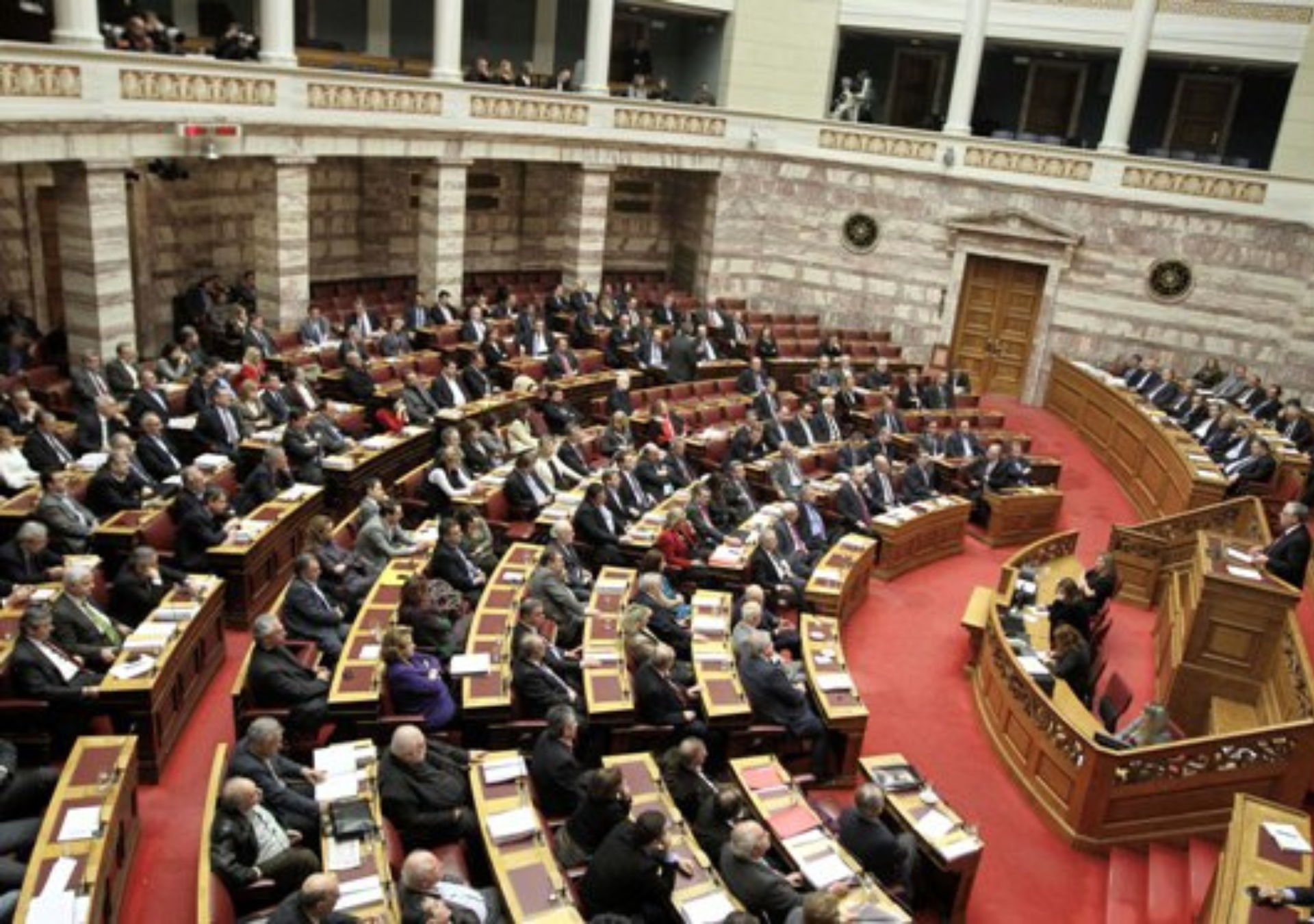 2012 - Η Ελλάδα υπογράφει το πρώτο μνημόνιο